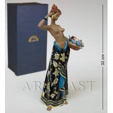 JP-39/ 4 Фигурка "Африканка" (Pavone)